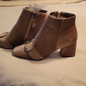 Ankle boots